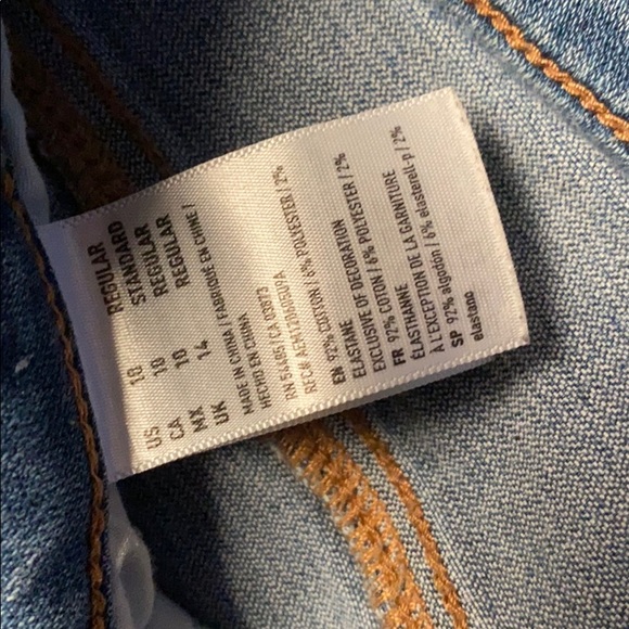 Highest Rise Distressed Jegging - Picture 5 of 6